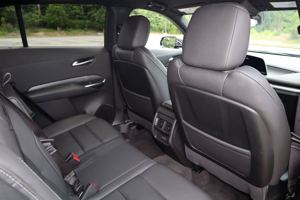 Used 2025 Cadillac XT4 Premium Luxury FWD image 20