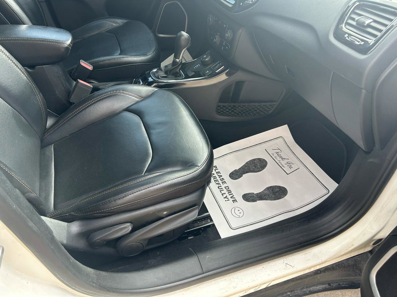 Used 2019 Jeep Compass Limited AWD/4WD image 12