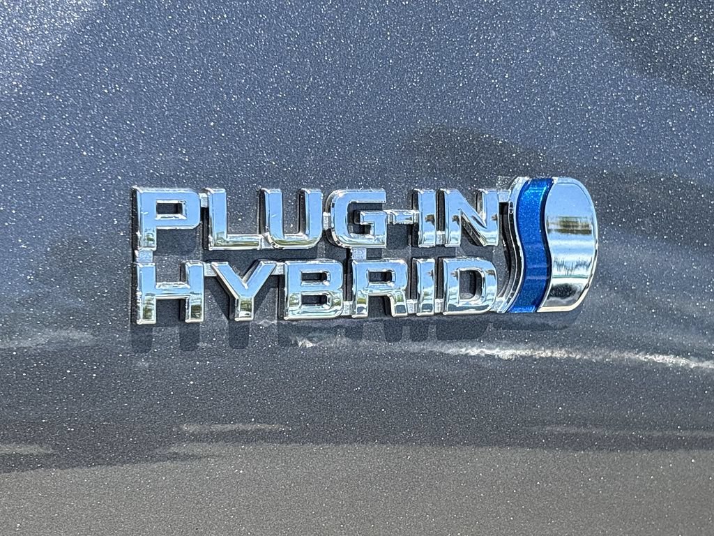 Used 2022 Toyota Prius Prime XLE FWD image 8