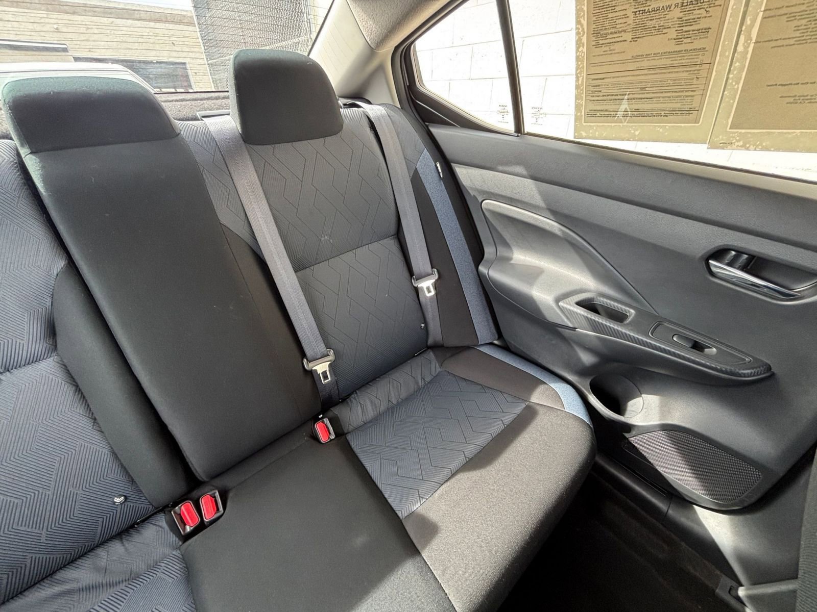 Used 2025 Nissan Versa SV image 38