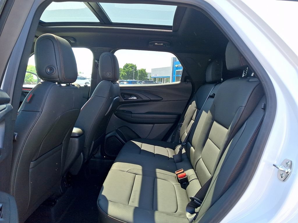 New 2026 Chevrolet TrailBlazer RS w/ Convenience Package FWD image 6