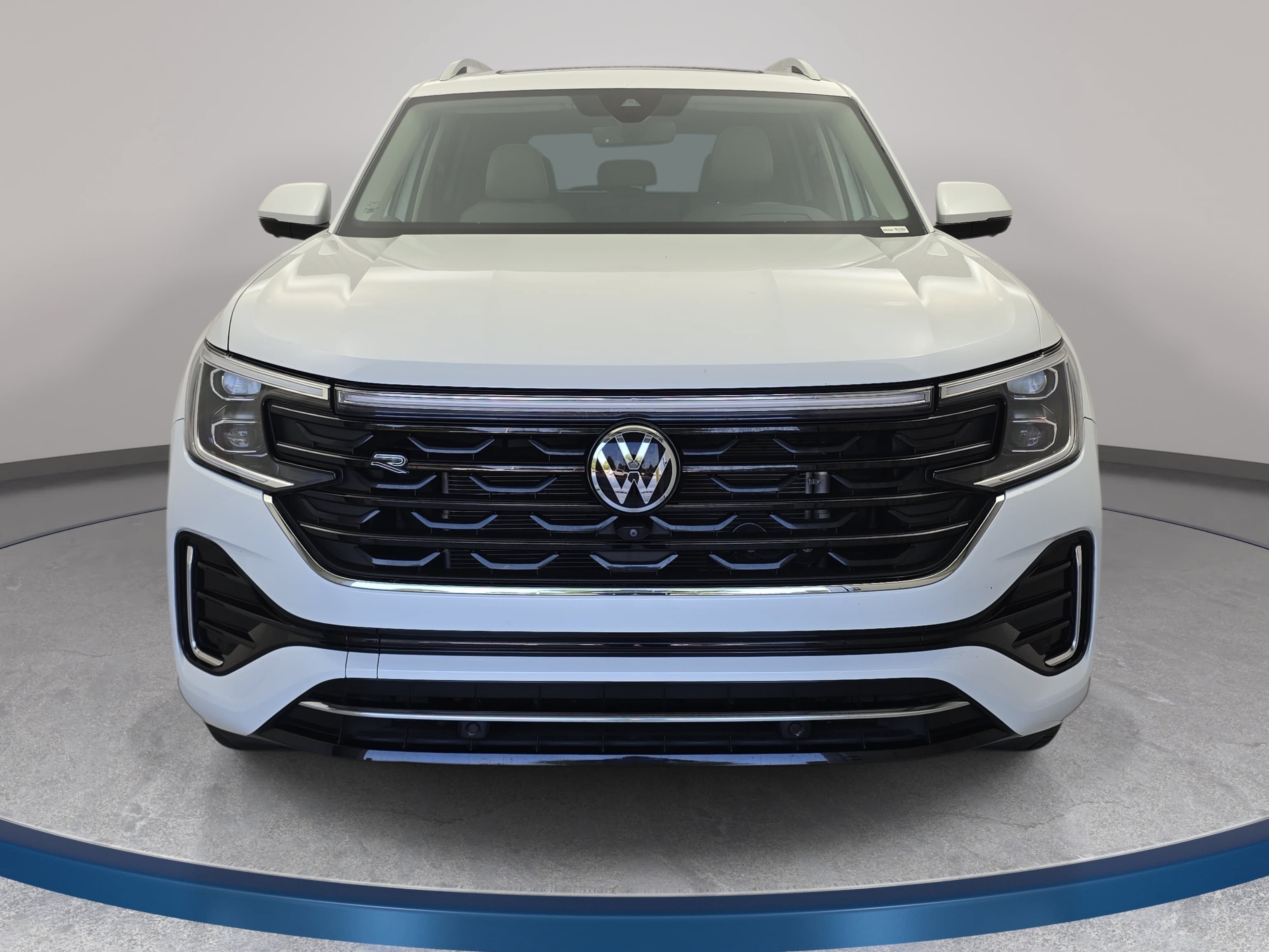Certified 2024 Volkswagen Atlas SEL Premium R-Line AWD/4WD image 2