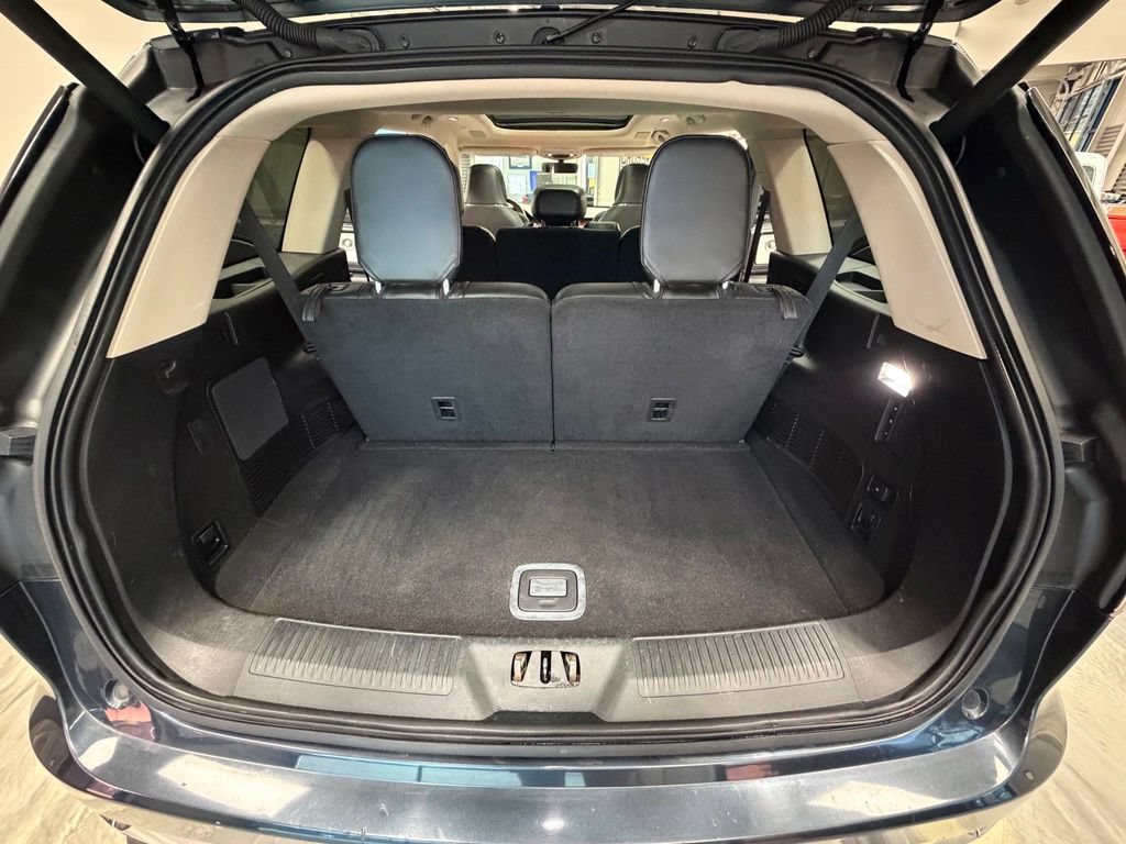 Used 2021 Lincoln Aviator Reserve w/ Equipment Group 202A AWD/4WD image 55
