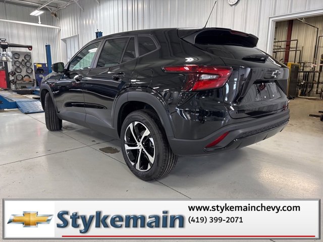 New 2026 Chevrolet Trax RS image 9