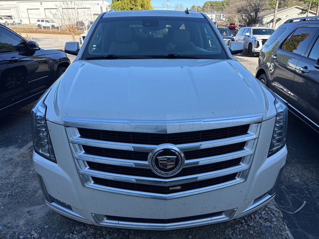 Used 2015 Cadillac Escalade Luxury video 2