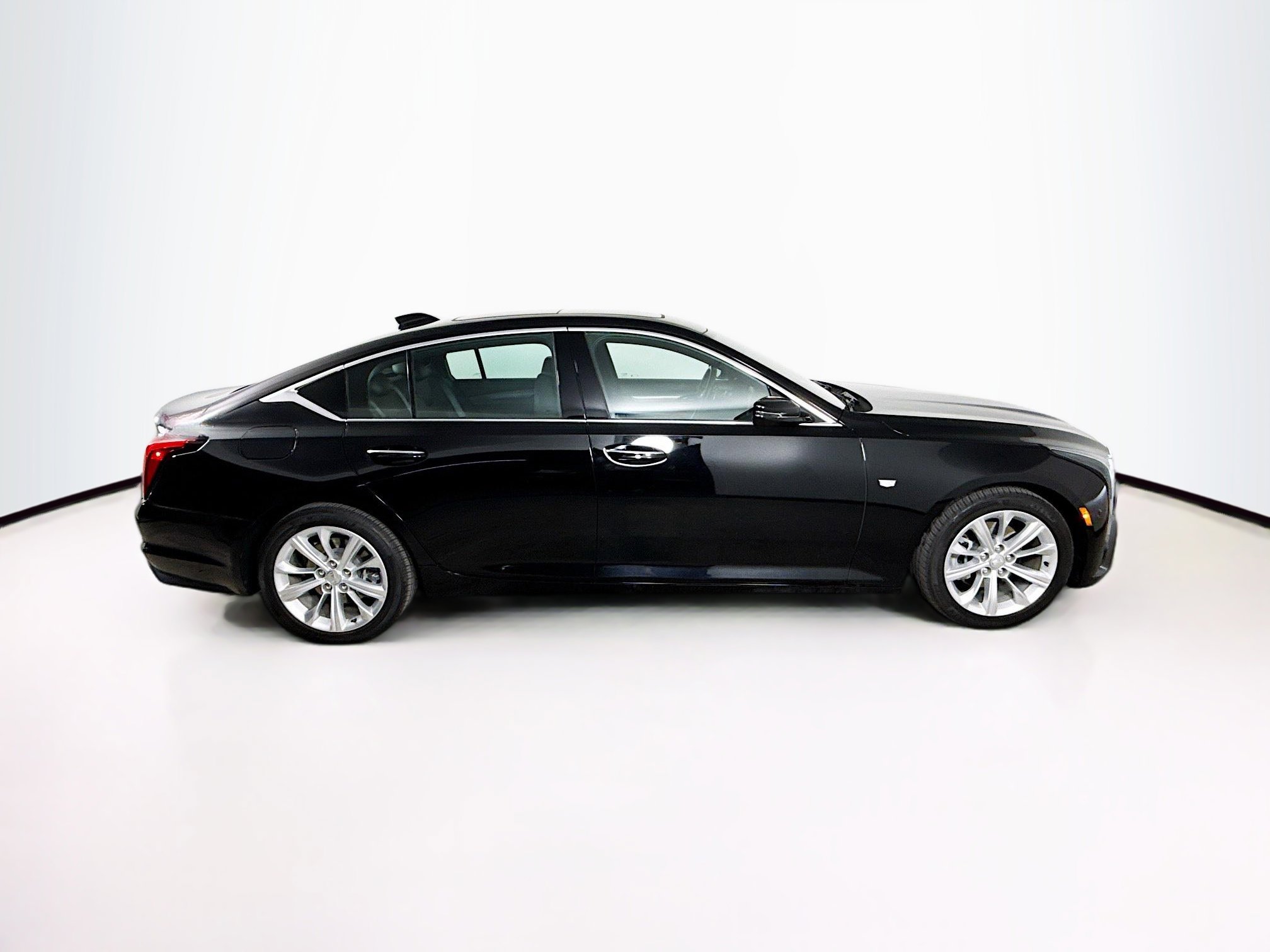 Used 2025 Cadillac CT5 Premium Luxury image 2
