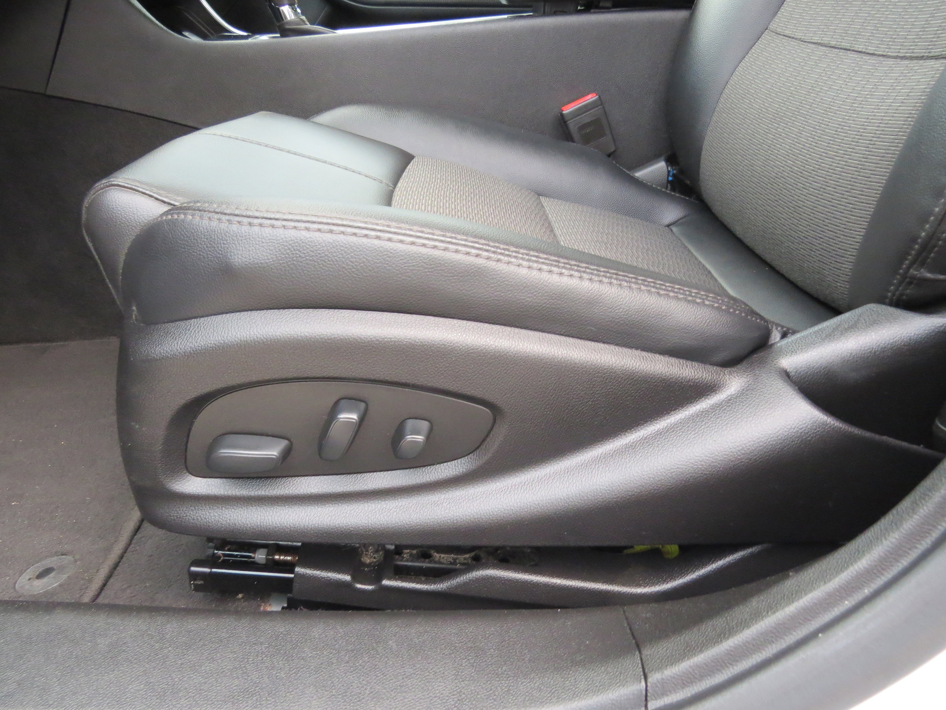 Used 2020 Chevrolet Impala LT w/ LT Convenience Package image 13