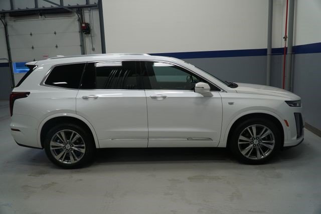 Certified 2023 Cadillac XT6 Premium Luxury w/ Technology Package AWD/4WD image 8
