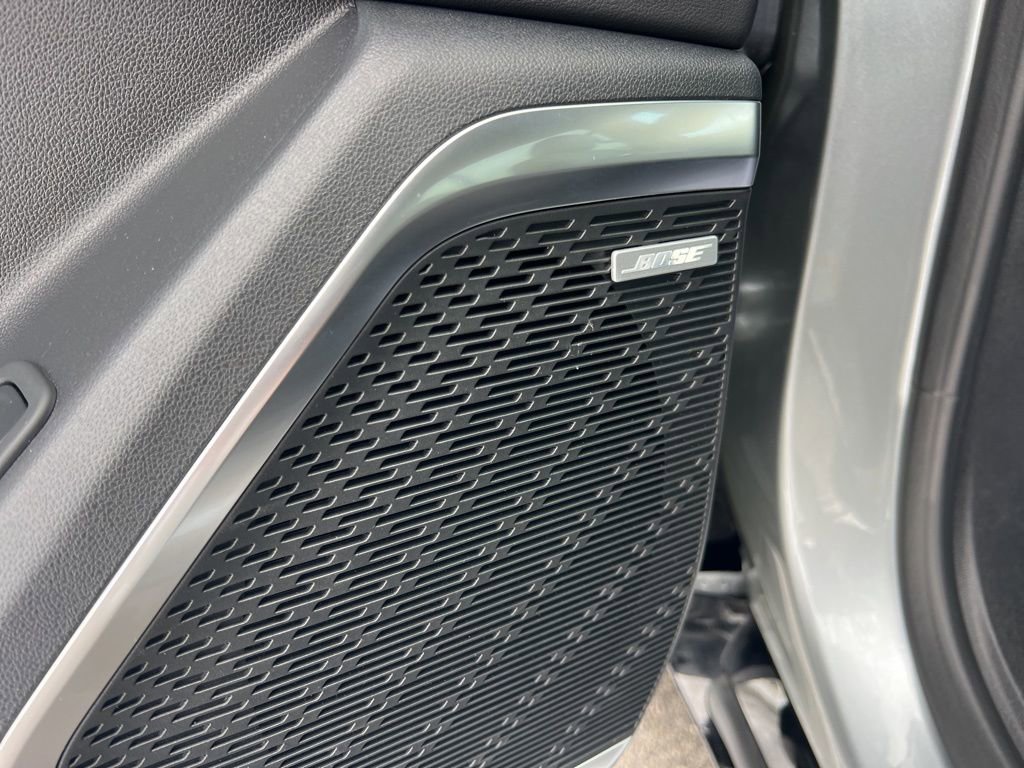 Used 2025 Buick Enclave Sport Touring image 15