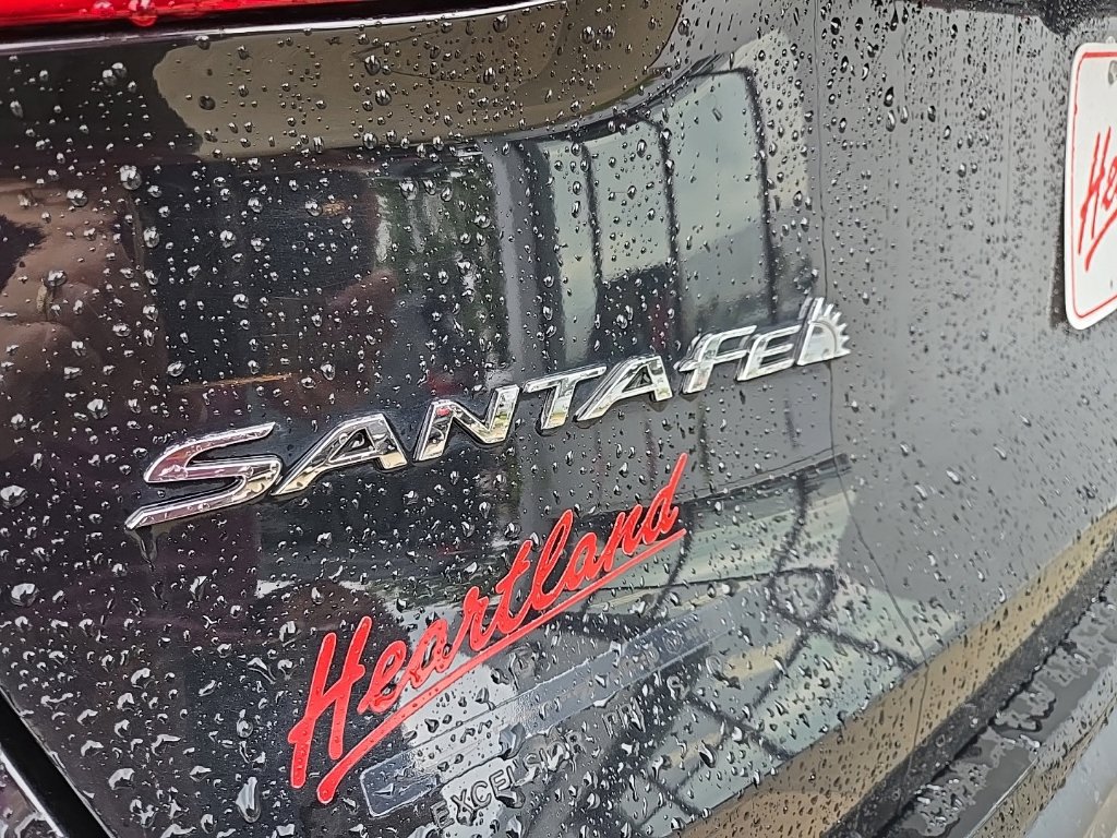 Used 2022 Hyundai Santa Fe Limited FWD image 20