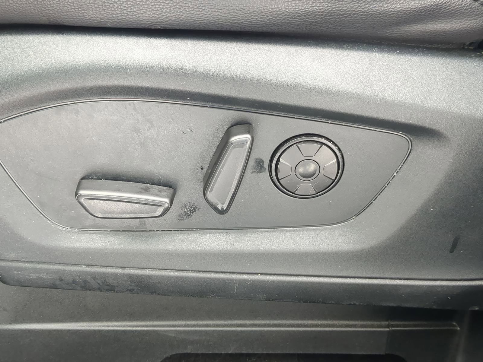 Certified 2022 Ford Explorer ST w/ Equipment Group 401A image 23