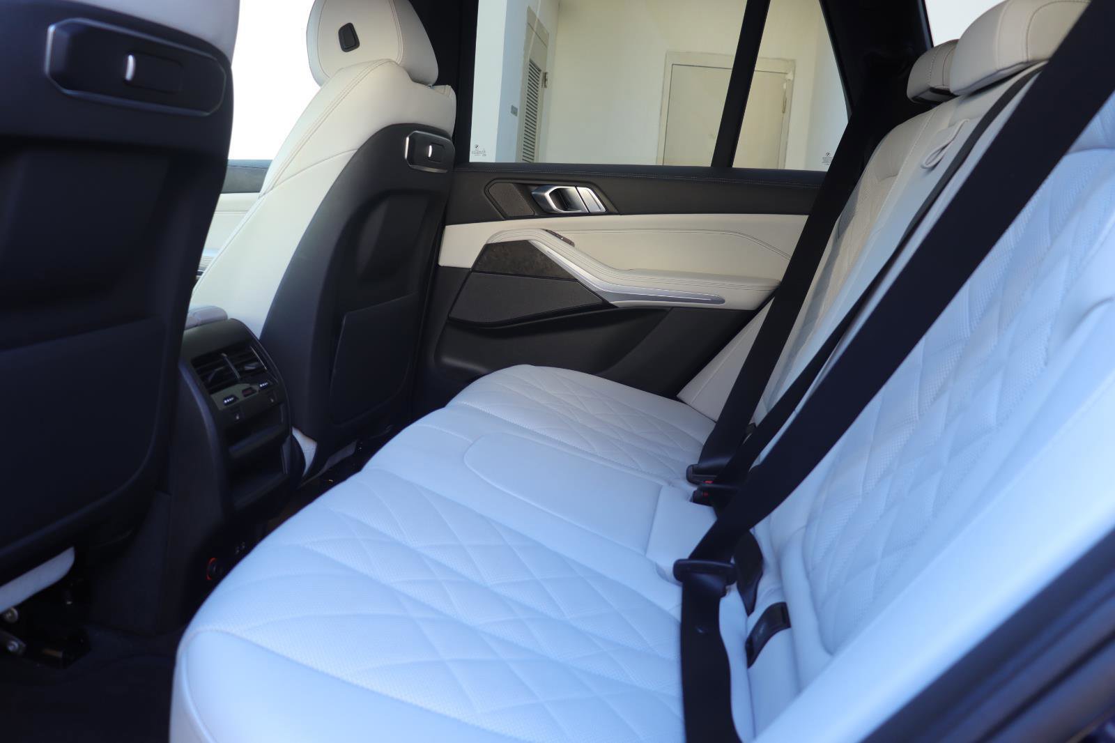 Certified 2024 BMW X5 sDrive40i w/ M Sport Package image 13