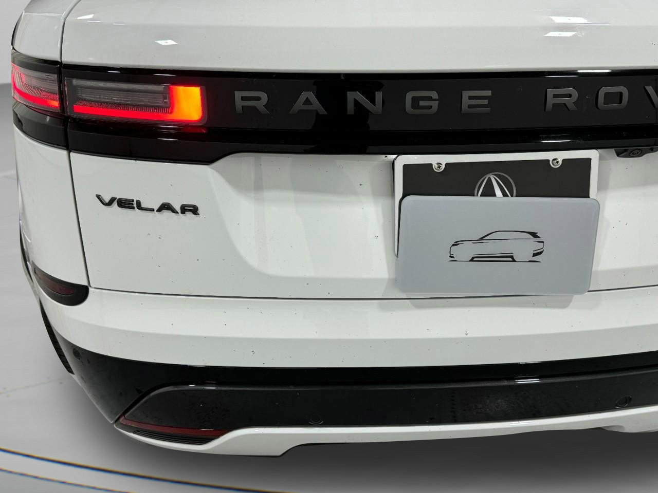 Used 2026 Land Rover Range Rover Velar Dynamic SE image 28