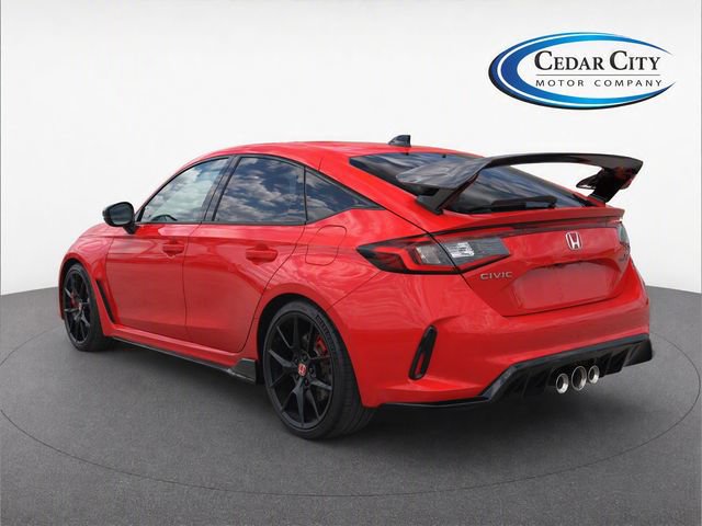 Used 2024 Honda Civic Type R image 3