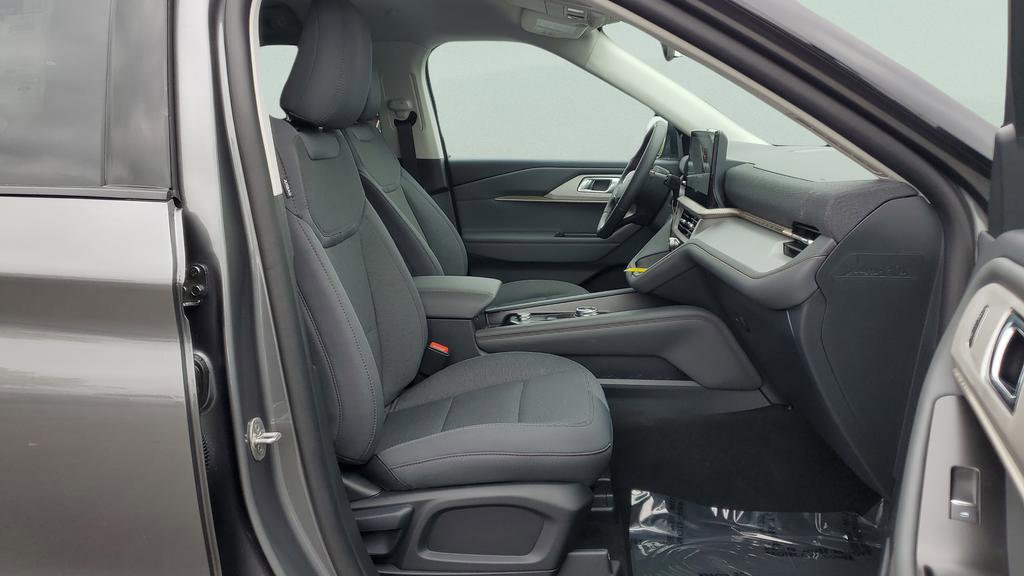 New 2026 Ford Explorer Active image 17