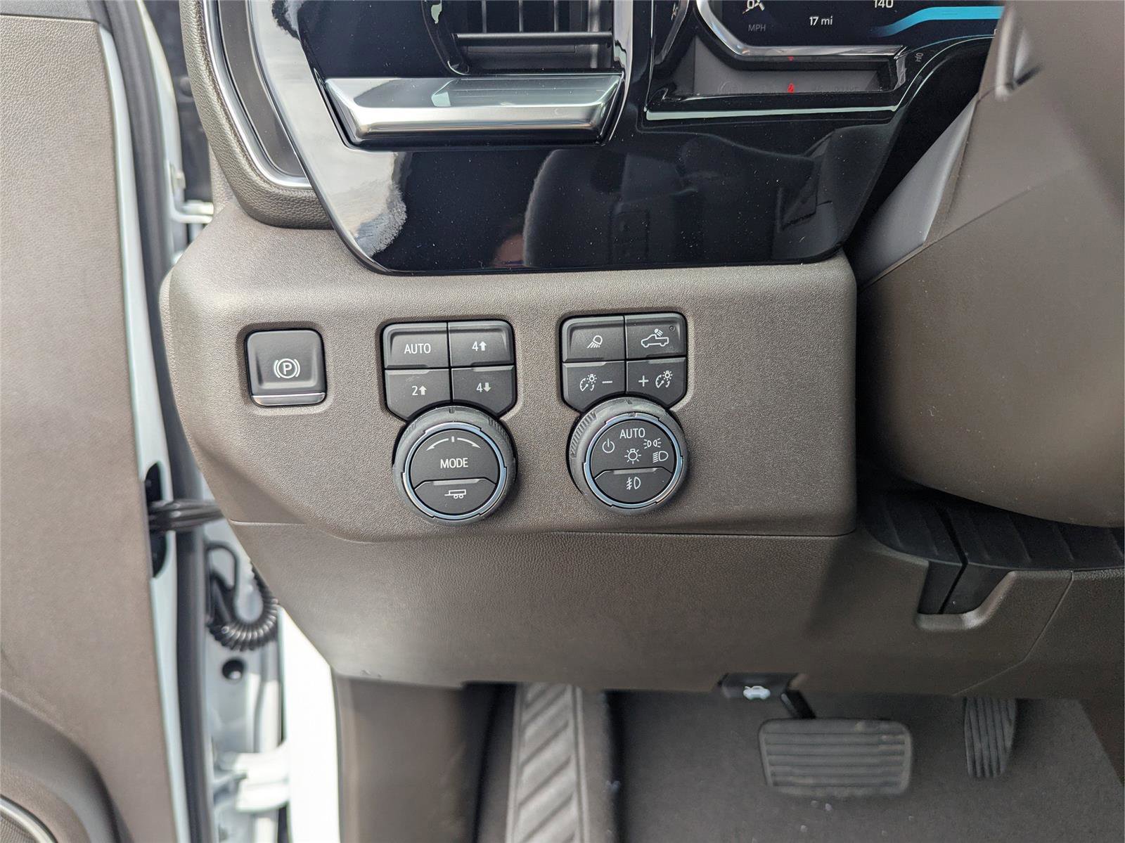 New 2026 Chevrolet Silverado 1500 RST w/ RST All Star Premium Package image 29