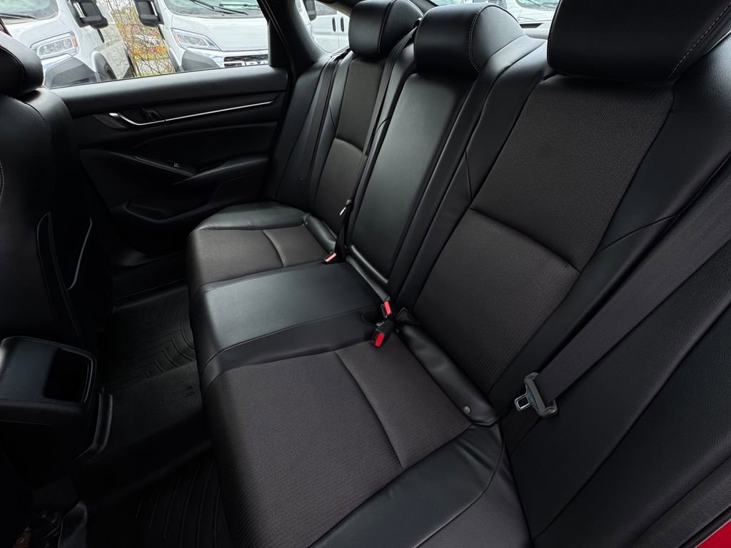 Used 2018 Honda Accord Sport image 22