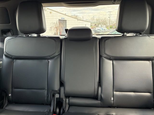 New 2026 Ford Expedition Platinum w/ Stealth Performance Package image 30