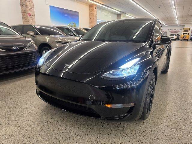 Used 2021 Tesla Model Y Long Range AWD/4WD image 2