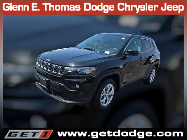 Certified 2024 Jeep Compass Latitude AWD/4WD image 3
