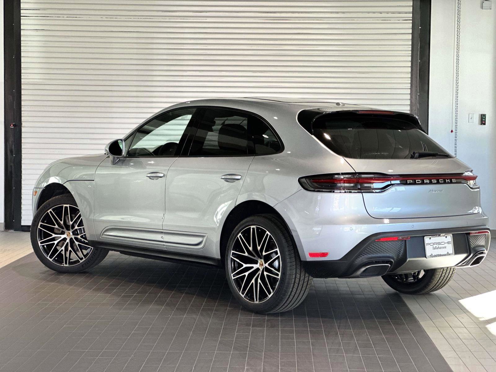 New 2026 Porsche Macan image 3