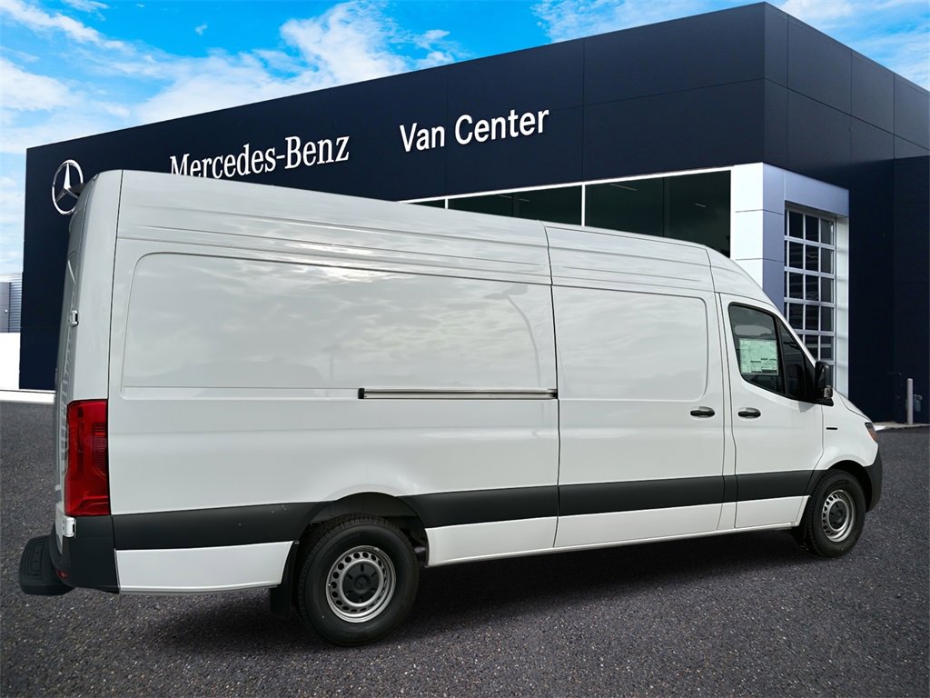 New 2024 Mercedes-Benz eSprinter 170 Cargo image 3