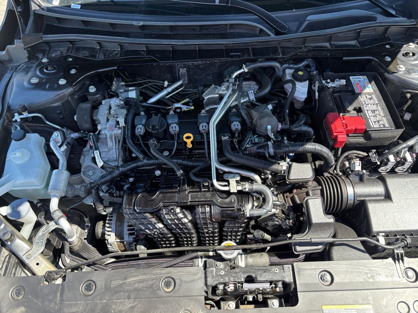 Used 2025 Nissan Altima 2.5 SV FWD image 30