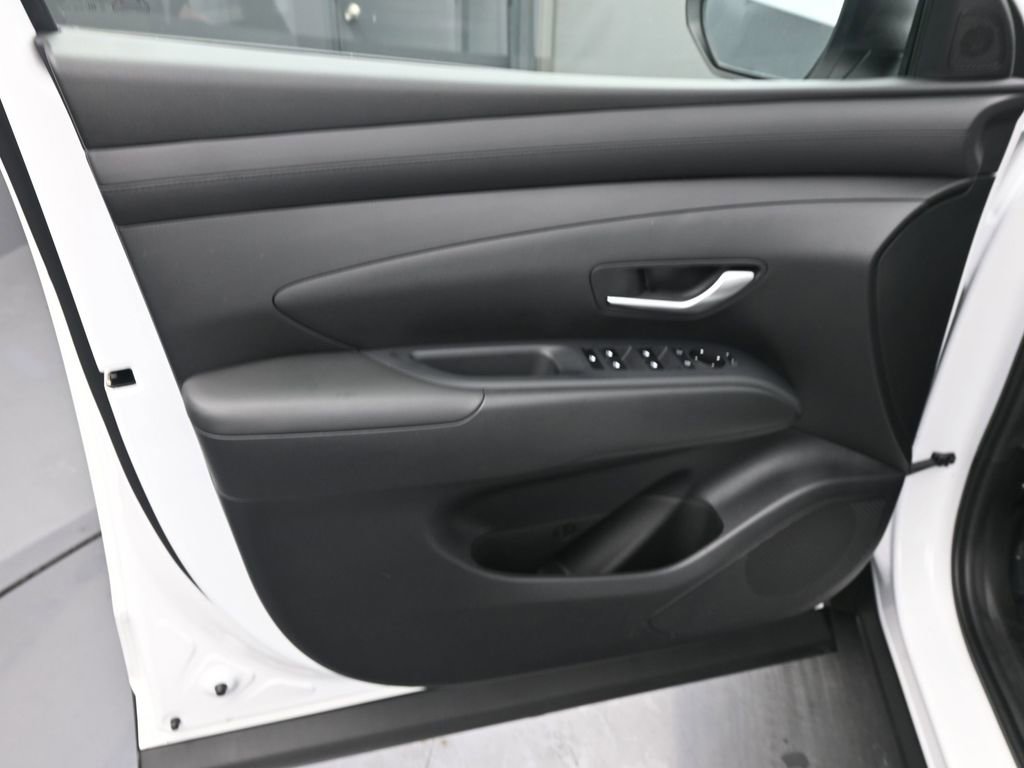 Certified 2026 Hyundai Santa Cruz SE image 34