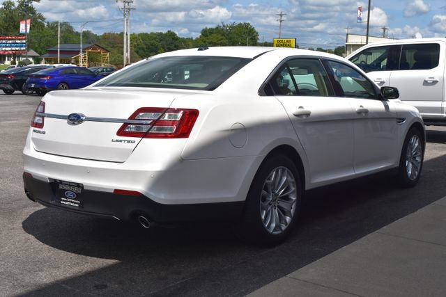 Used 2018 Ford Taurus Limited FWD image 13
