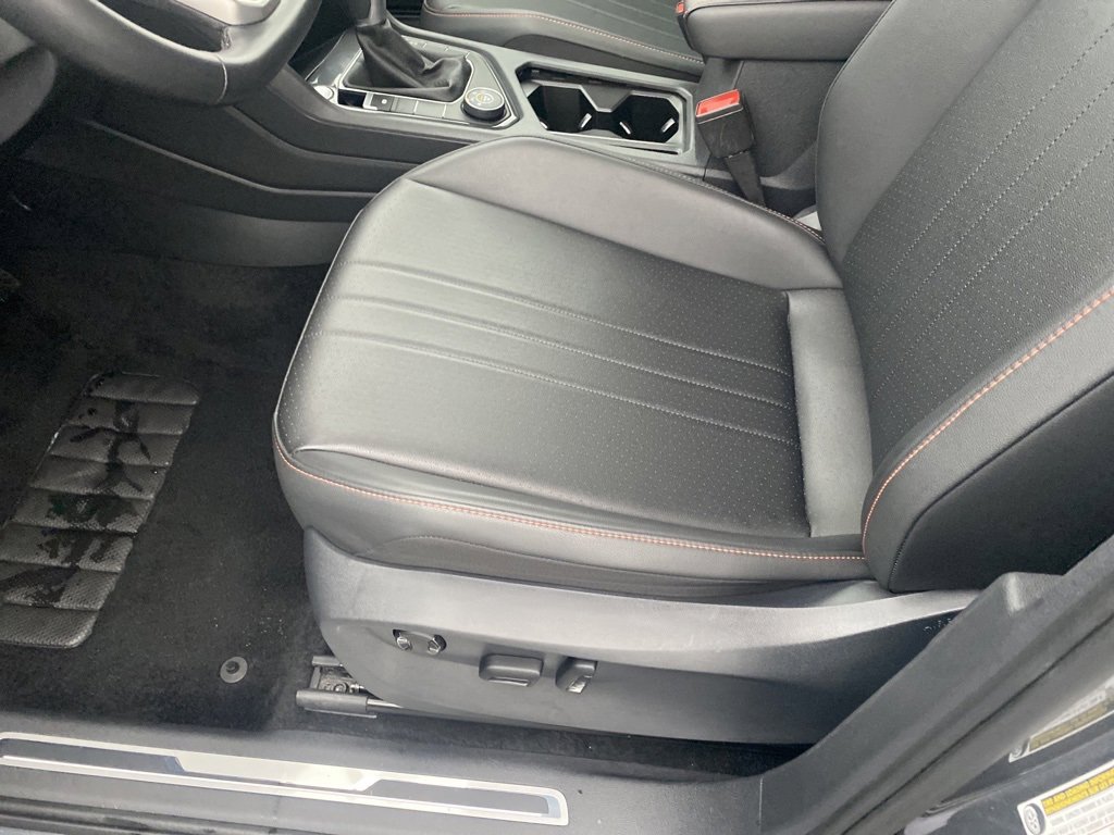 Used 2024 Volkswagen Tiguan Wolfsburg Edition image 4