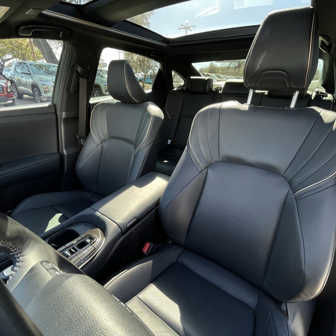 Used 2025 Toyota Crown Platinum image 23