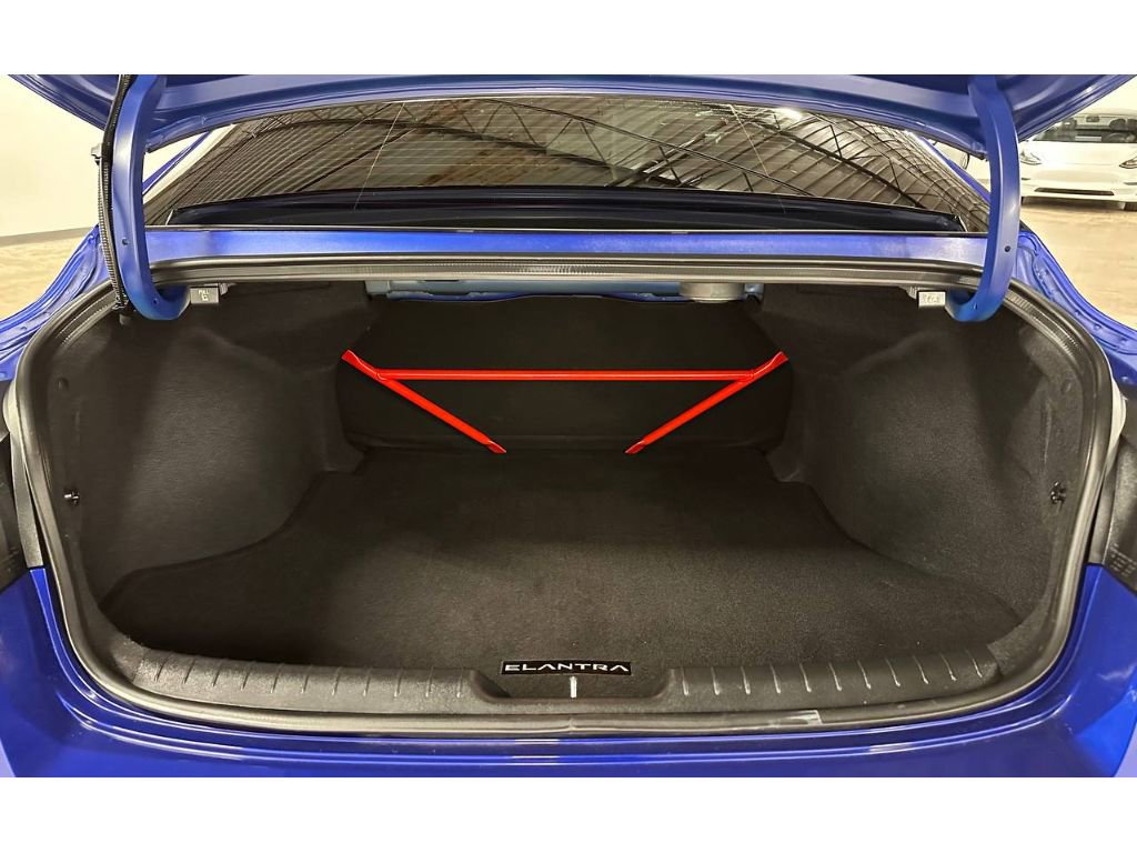 Used 2023 Hyundai Elantra N FWD image 15