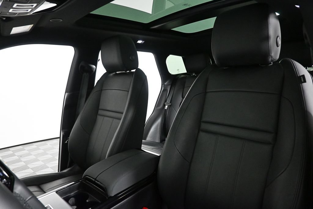 Used 2024 Land Rover Range Rover Evoque S AWD/4WD image 5