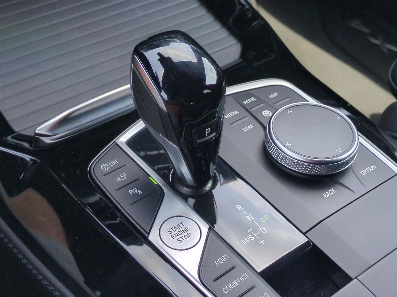 Used 2023 BMW X4 M40i AWD/4WD image 28