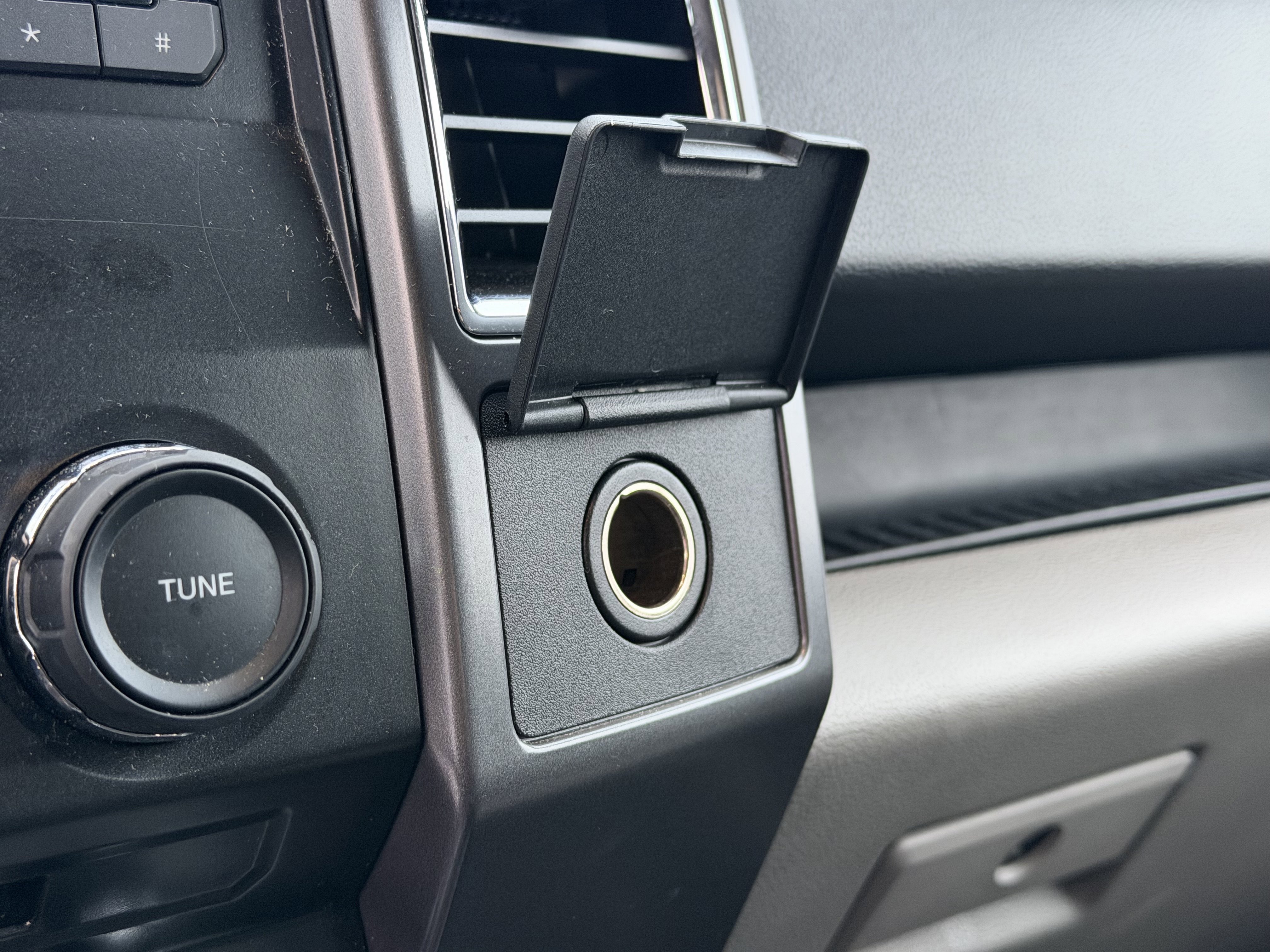 Used 2015 Ford F150 XLT w/ Equipment Group 301A Mid image 27