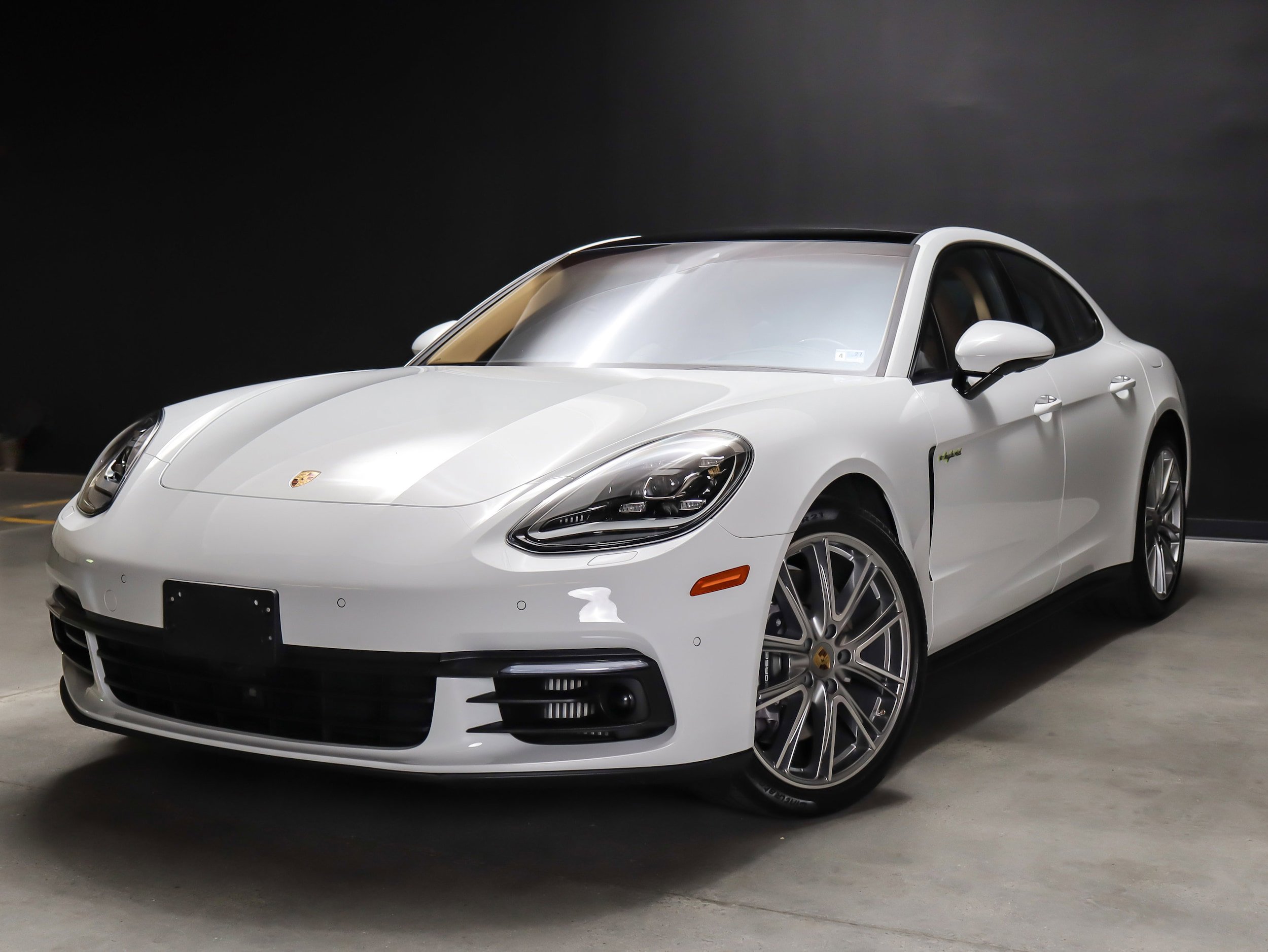 Certified 2019 Porsche Panamera 4 AWD/4WD image 1