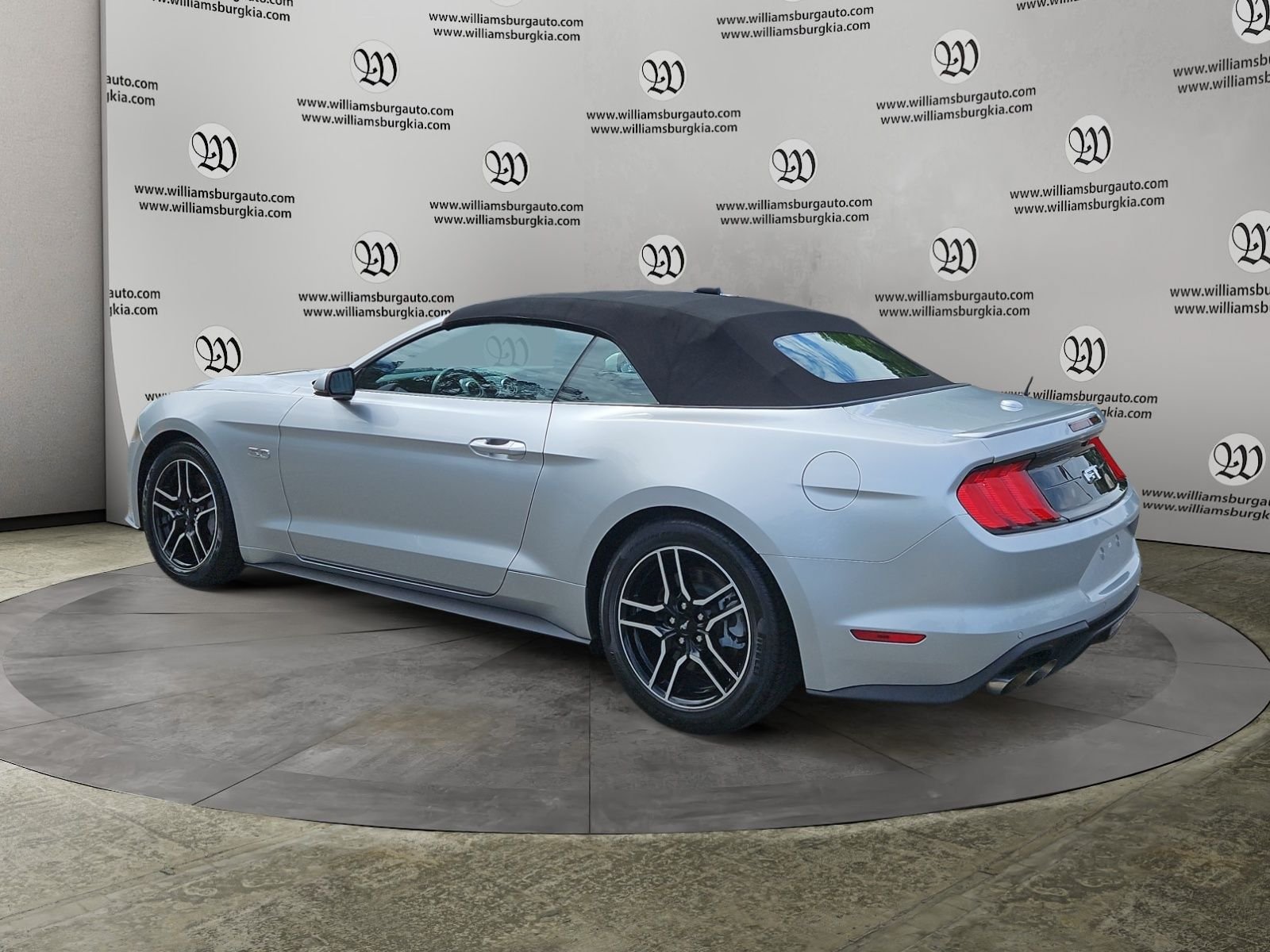 Used 2019 Ford Mustang GT Premium w/ Equipment Group 401A RWD image 3