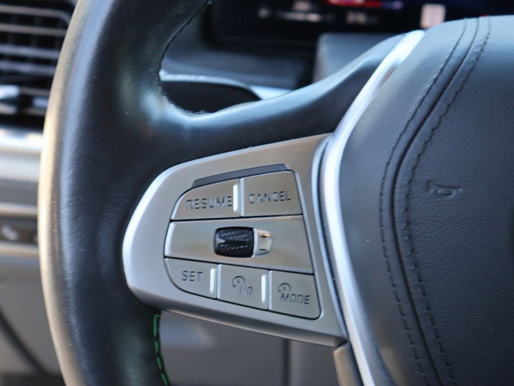 Used 2024 BMW ALPINA XB7 AWD/4WD image 37