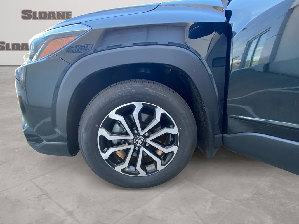 Used 2024 Toyota Corolla Cross AWD Hybrid w/ Moonroof Package image 14