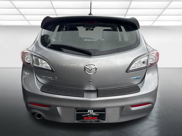 Used 2013 MAZDA MAZDA3 i Grand Touring w/ Tech Pkg FWD image 4