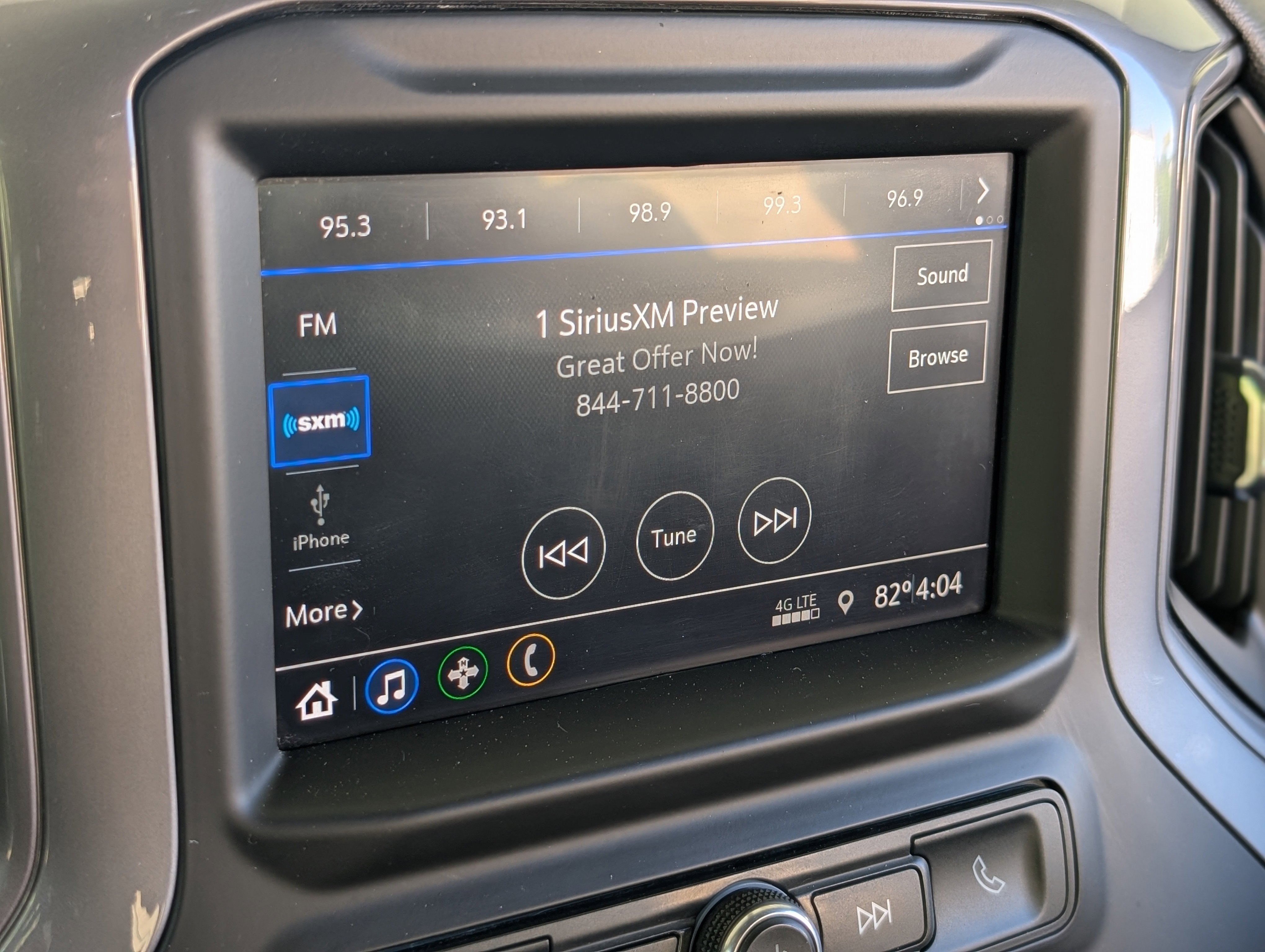 Used 2022 Chevrolet Silverado 1500 Custom RWD image 27