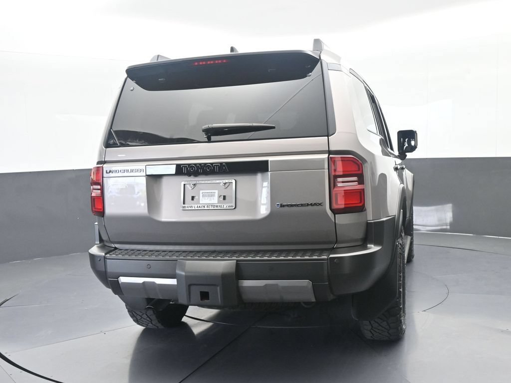 Used 2025 Toyota Land Cruiser w/ Premium Package AWD/4WD image 5