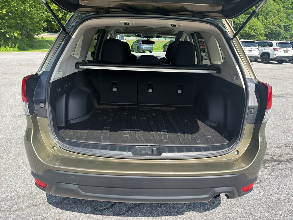Certified 2024 Subaru Forester Premium AWD/4WD image 31