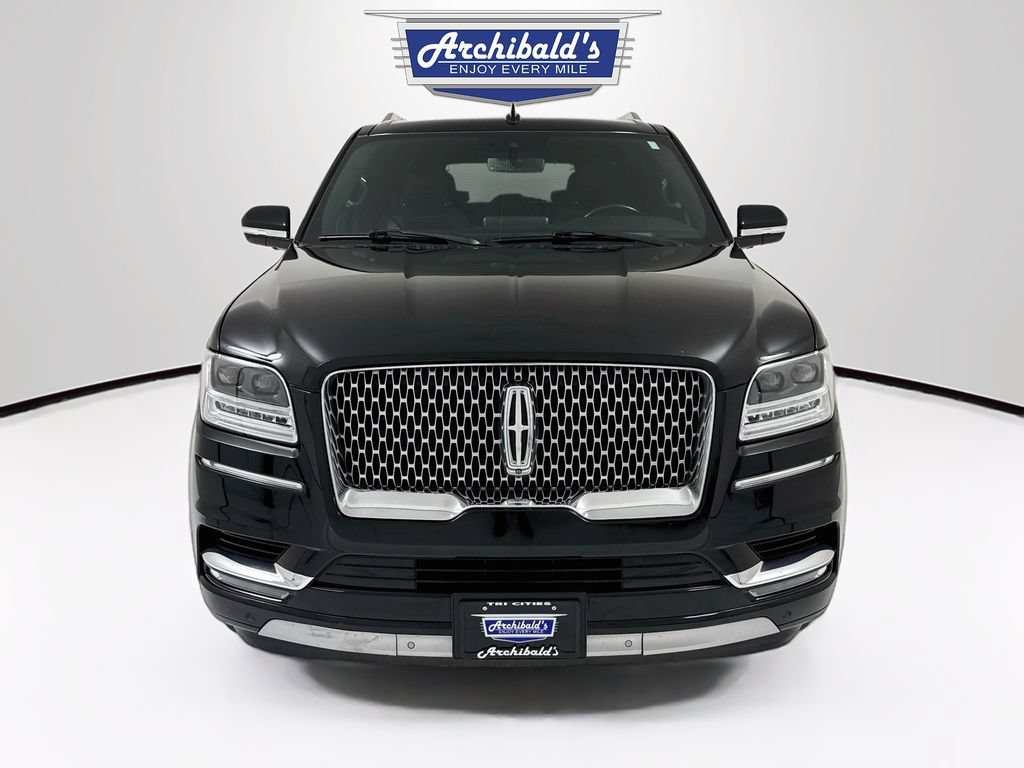 Used 2020 Lincoln Navigator L Reserve AWD/4WD image 2