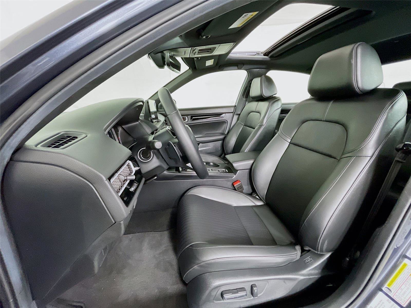 Used 2025 Honda Civic Sport Touring image 27