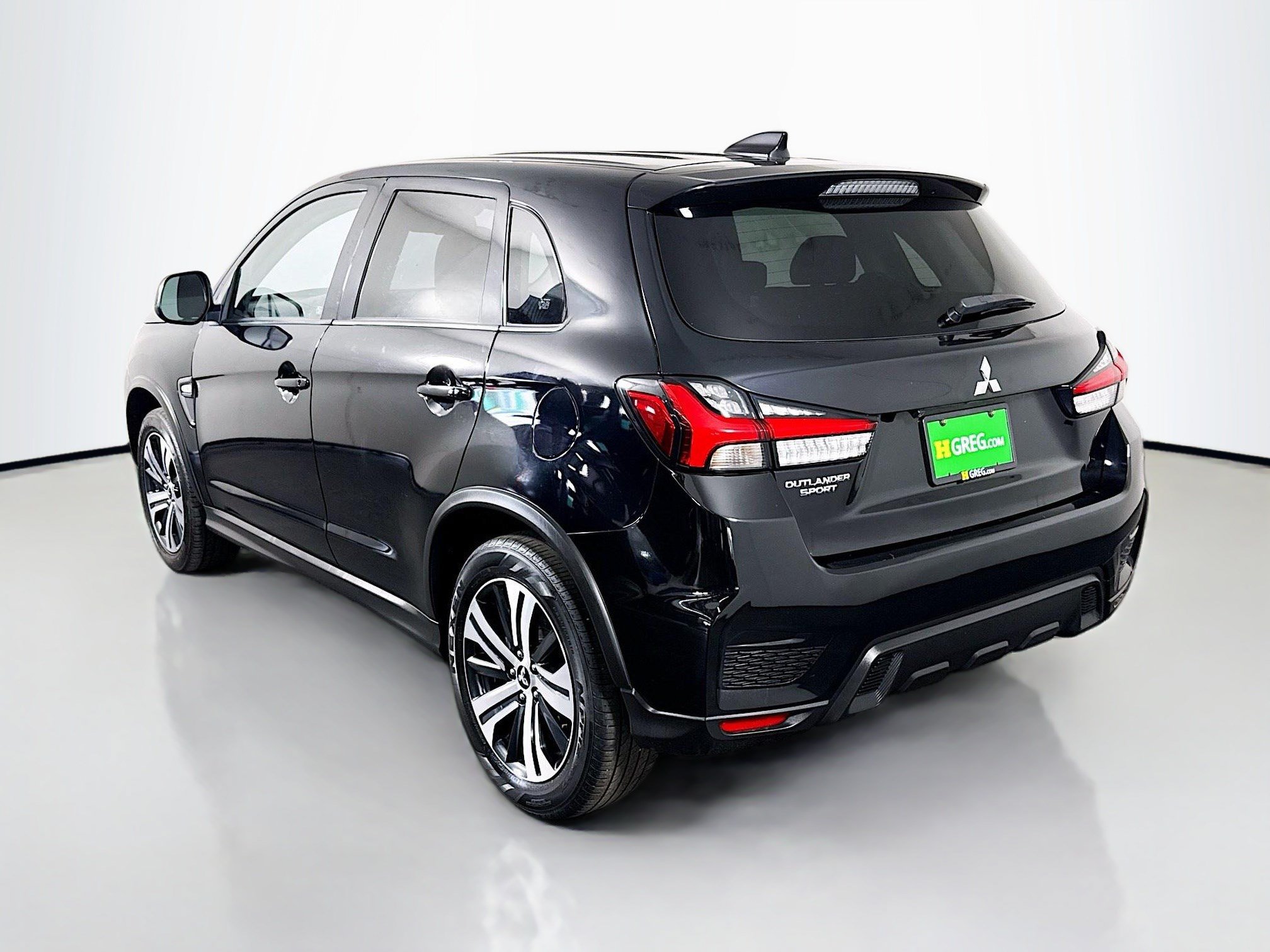 Used 2023 Mitsubishi Outlander Sport ES AWD/4WD image 7
