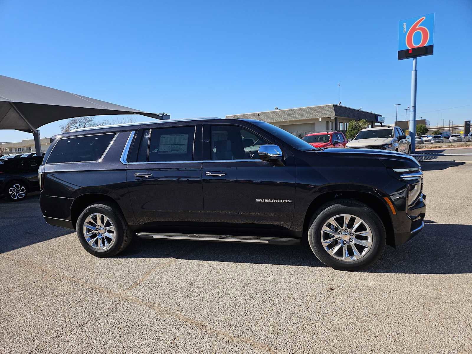 New 2026 Chevrolet Suburban Premier AWD/4WD image 9