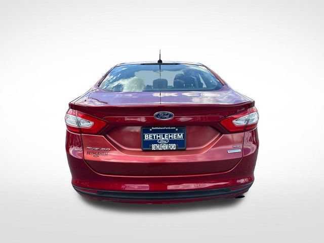Used 2013 Ford Fusion SE FWD image 4