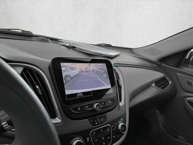 Used 2022 Chevrolet Malibu LT image 14