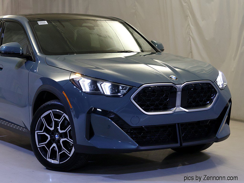 Certified 2024 BMW X2 xDrive28i AWD/4WD image 2